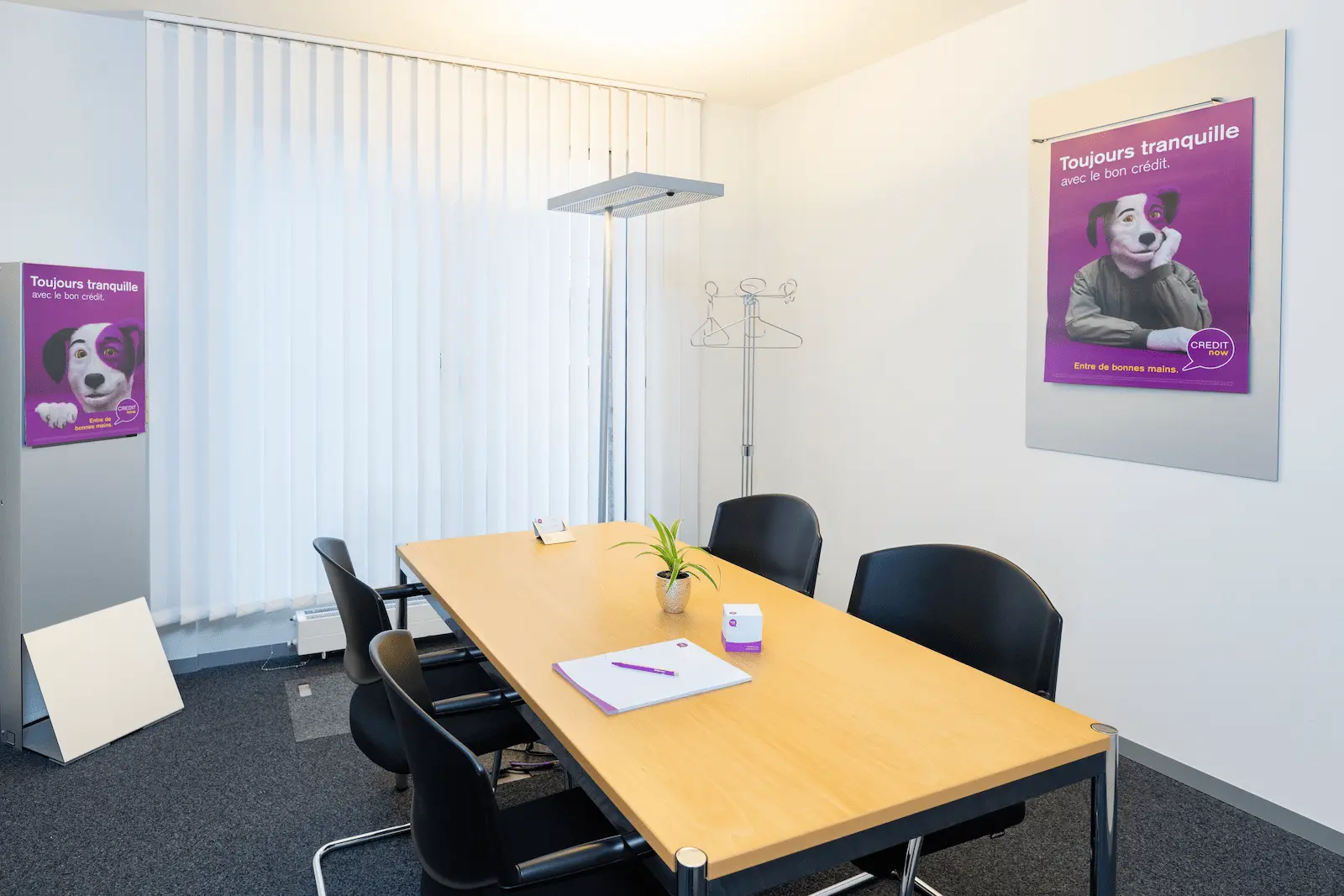 BANK-now branch Lausanne – meeting room for personalised loan consultation
